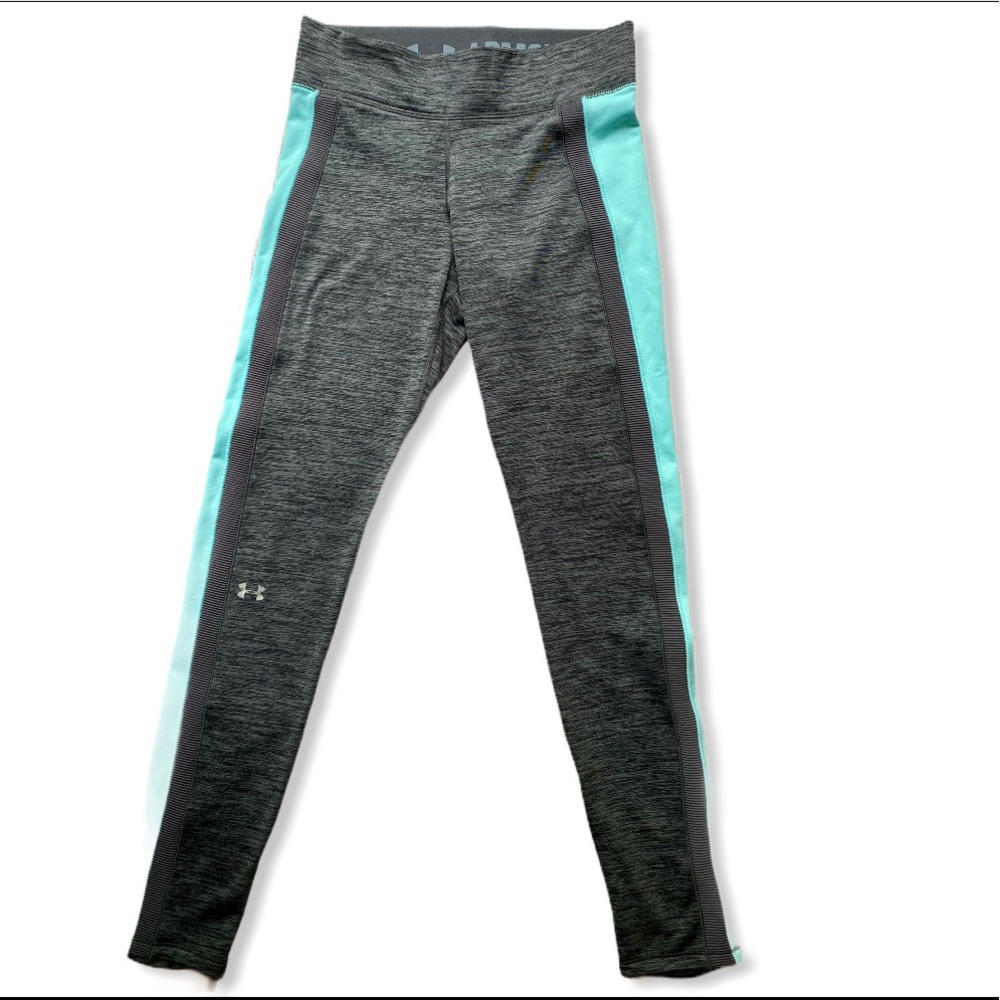 Medium women’s Under Armour Cold Gear Pants